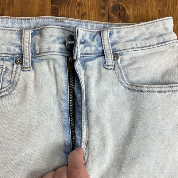American Eagle Outfitters super hi-rise shortie shorts size 6 - Picture 4 of 10